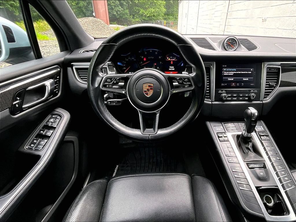 Used 2017 Porsche Macan GTS AWD/4WD image 11