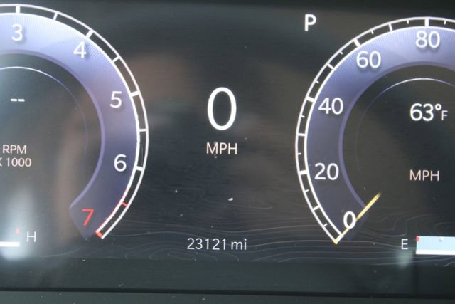 Used 2023 Jeep Grand Cherokee L Limited AWD/4WD image 21