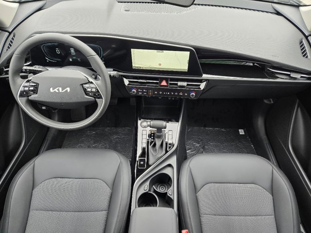 New 2025 Kia Niro EX image 18