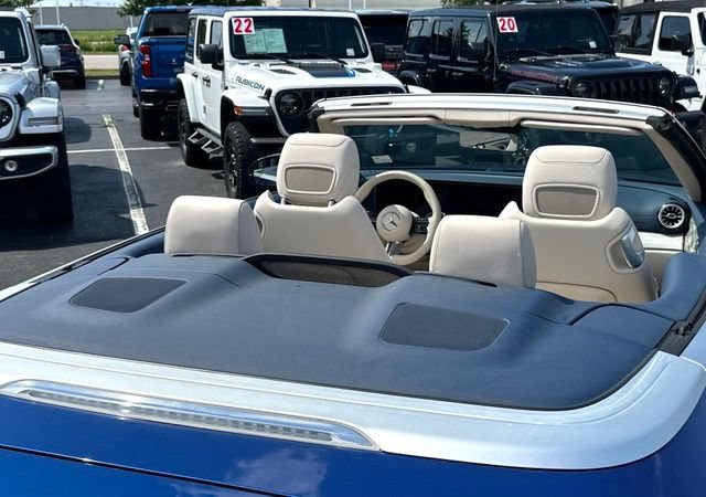 Used 2023 Mercedes-Benz E 450 4MATIC Cabriolet image 17