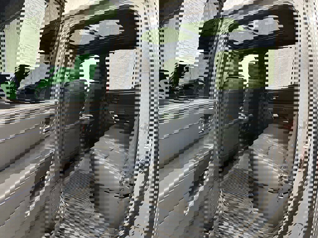 Used 2025 Toyota Tundra Platinum image 49