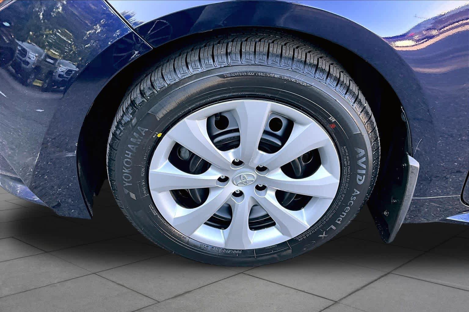 Certified 2024 Toyota Corolla LE FWD image 11