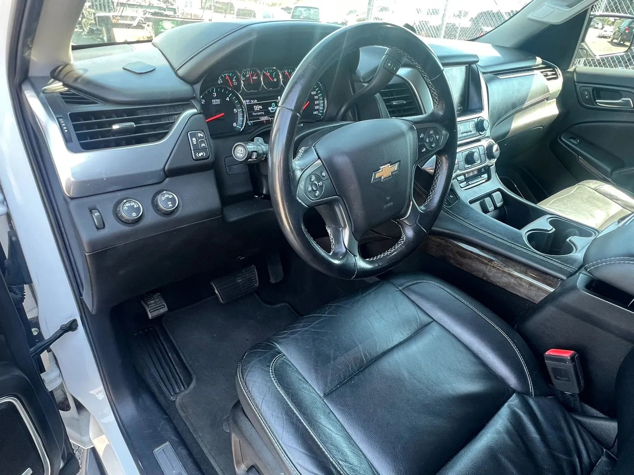 Used 2019 Chevrolet Suburban LT AWD/4WD image 15