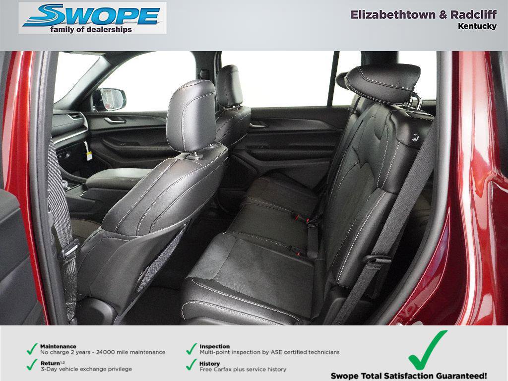 New 2025 Jeep Grand Cherokee L Altitude image 9