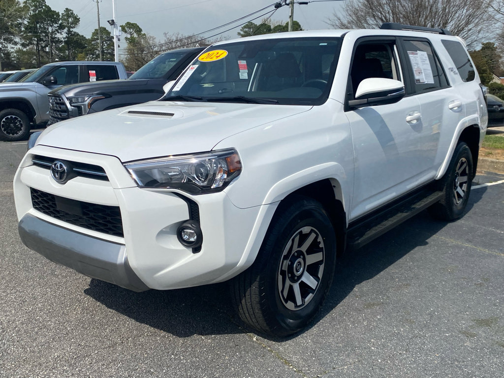 Used 2024 Toyota 4Runner TRD Off-Road Premium image 2