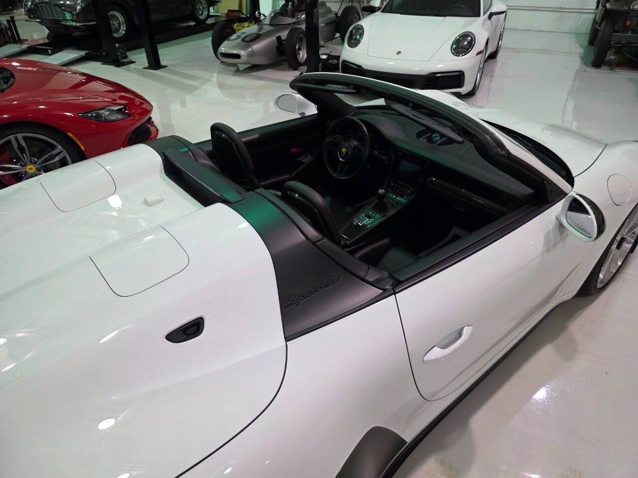 Used 2019 Porsche 911 Speedster RWD image 65