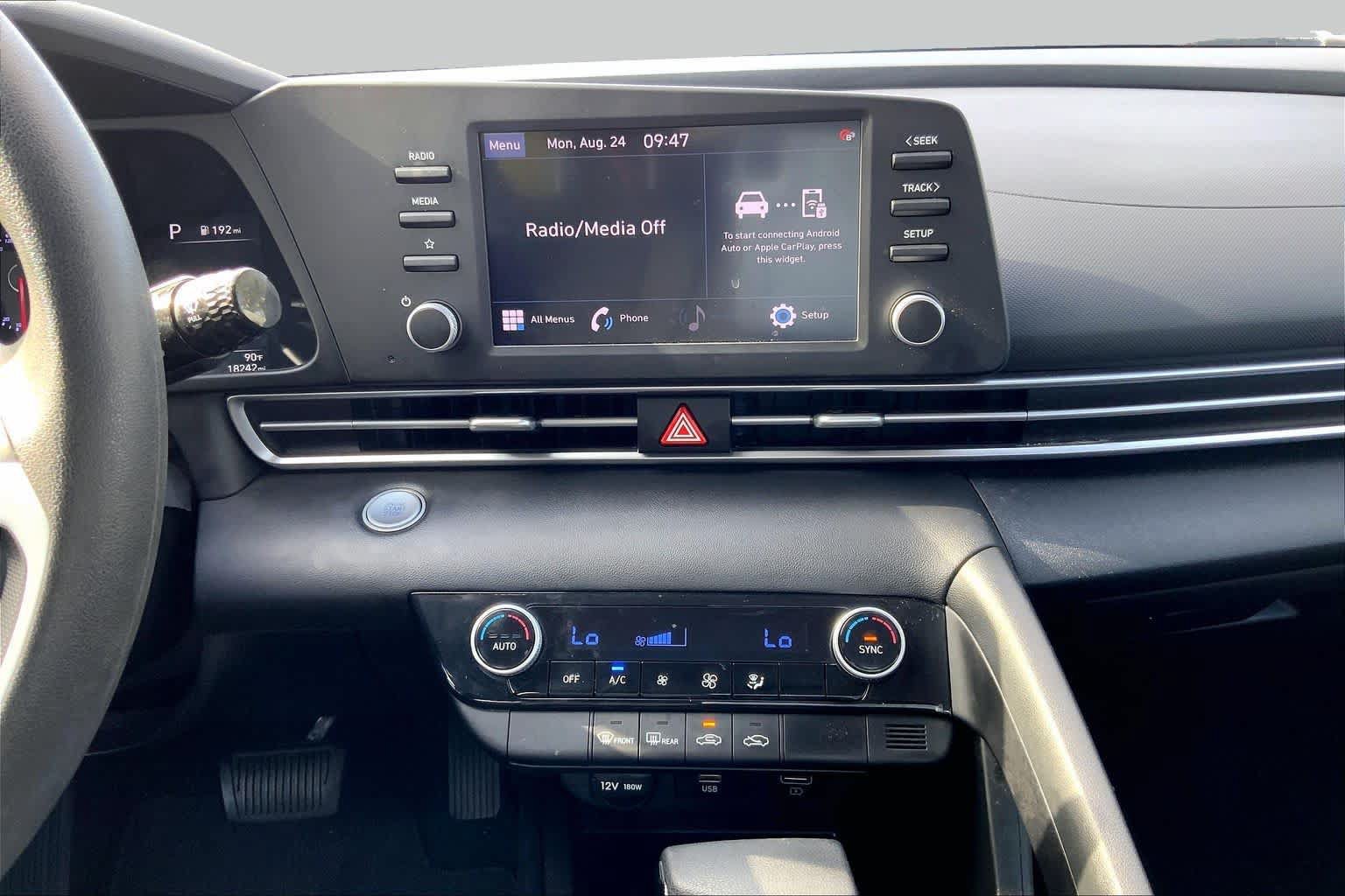 Certified 2023 Hyundai Elantra SEL FWD image 7