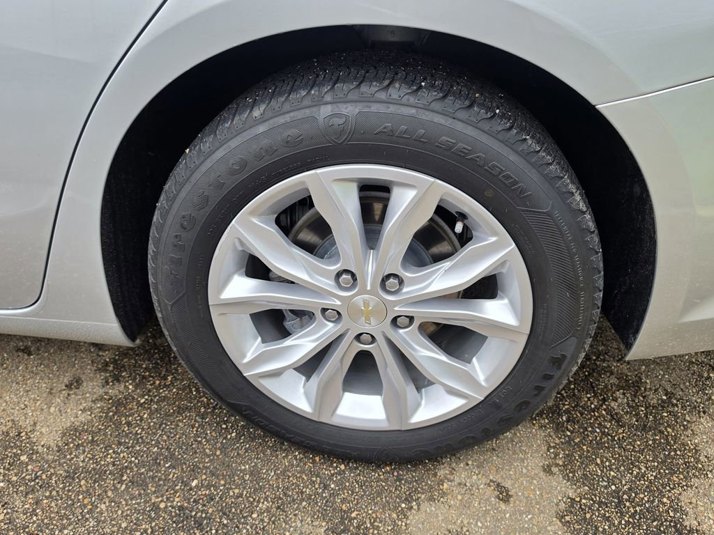 Used 2021 Chevrolet Malibu LT FWD image 23