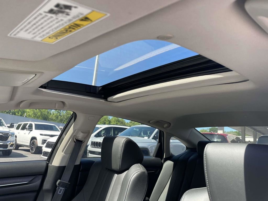 Used 2021 Honda Accord Touring image 28