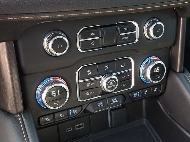 Used 2023 GMC Yukon AT4 w/ AT4 Premium Plus Package image 12