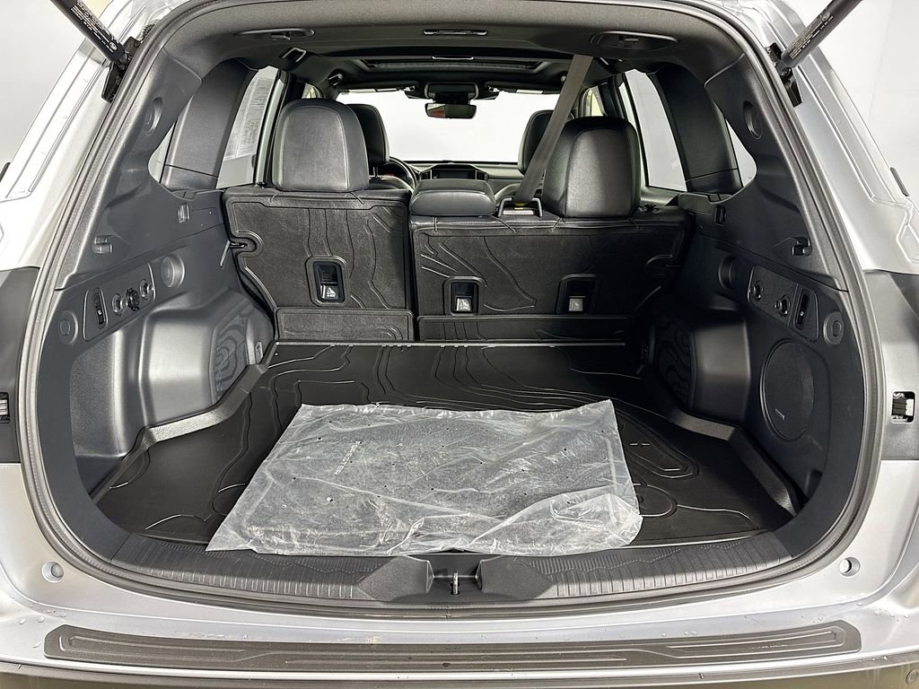 Certified 2025 Subaru Forester Limited w/ Popular Package #2 image 20