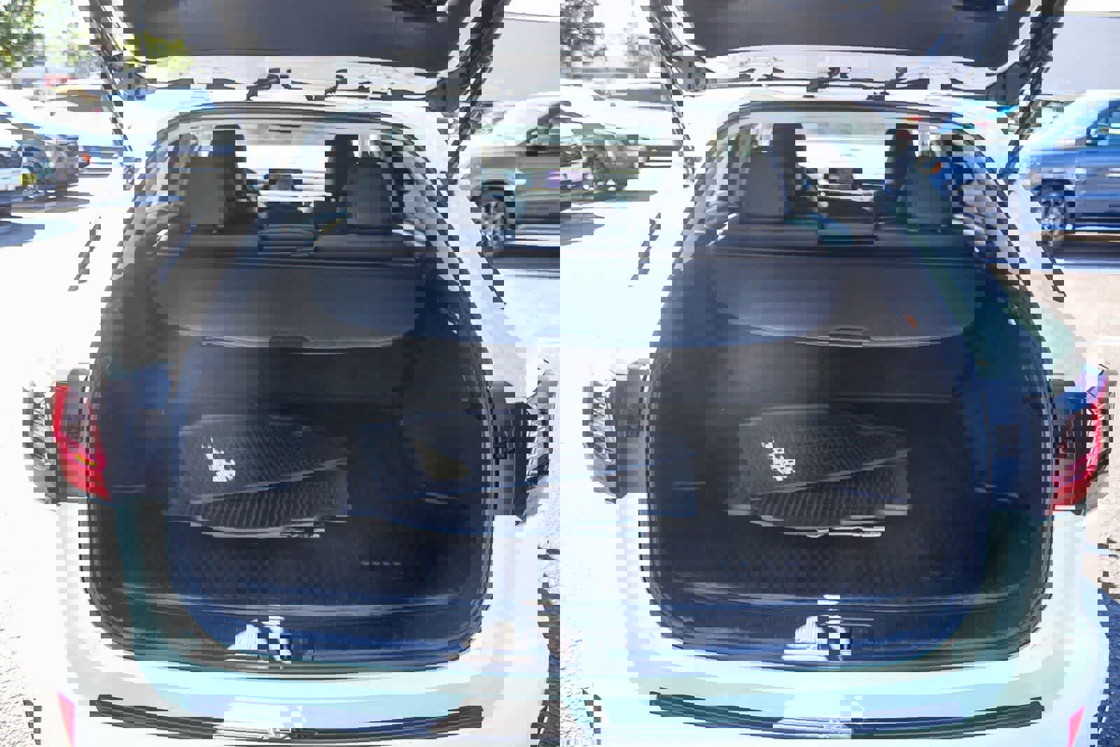 Used 2019 Lexus RX 450h AWD w/ Cold Area Package image 37