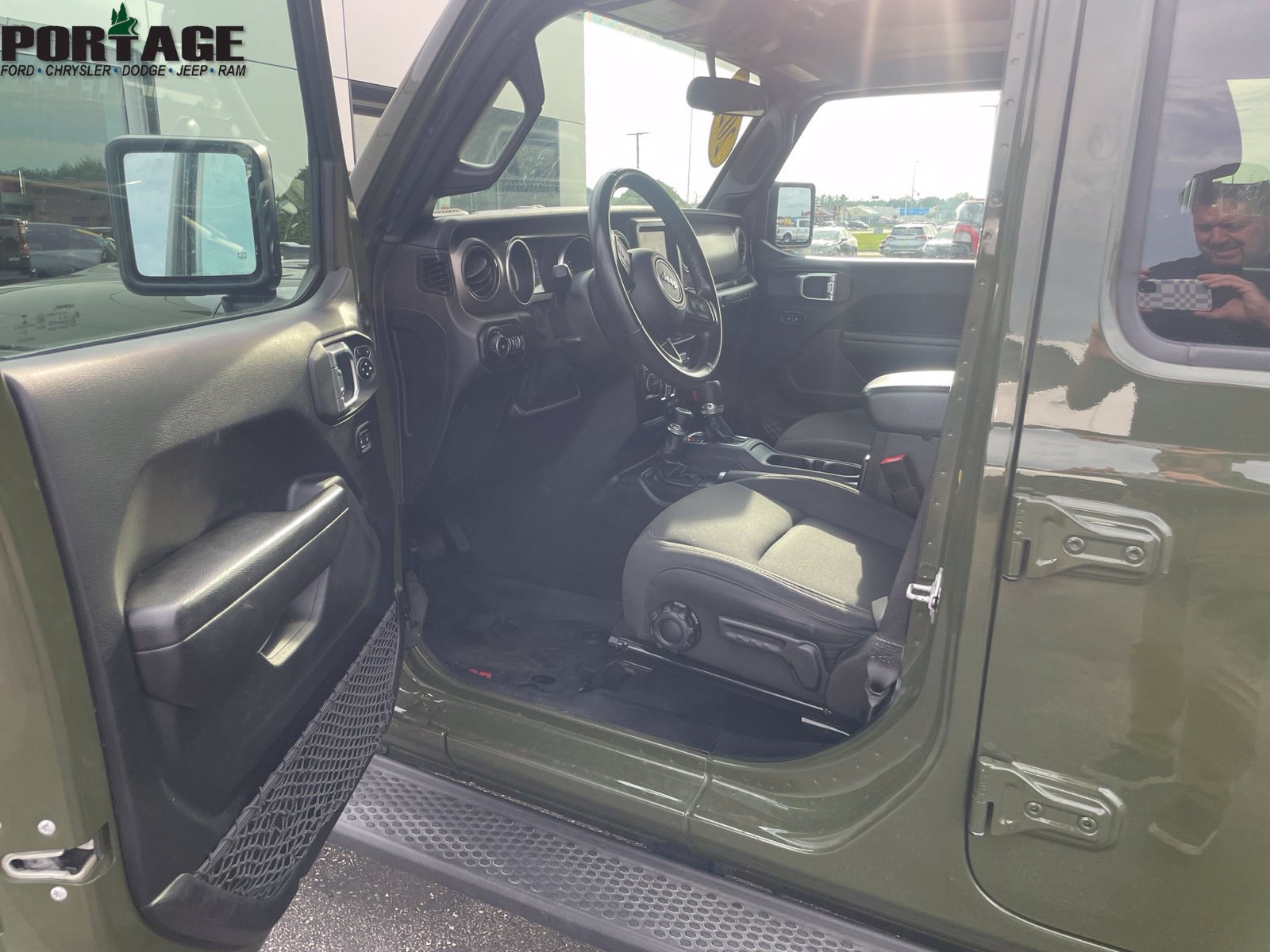 Used 2021 Jeep Wrangler Unlimited Sport AWD/4WD image 12