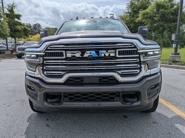 New 2026 RAM 5500 4x4 Crew Cab w/ Laramie Trim Package image 16