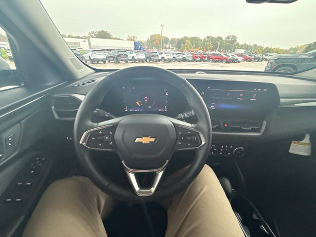 Used 2026 Chevrolet TrailBlazer LT w/ Convenience Package AWD/4WD image 17