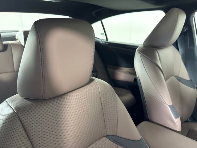 New 2025 Lexus ES 300h w/ Premium Package image 27