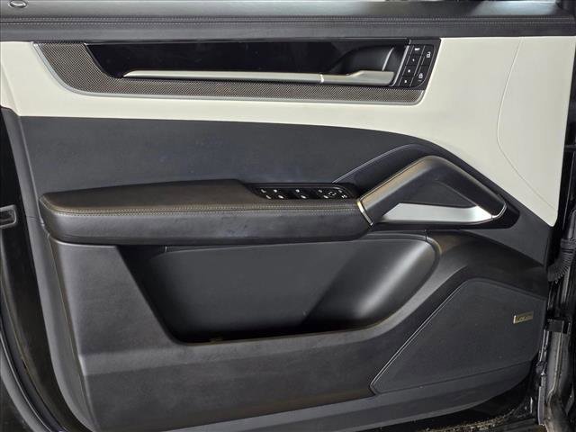 Used 2024 Porsche Cayenne S AWD/4WD image 10