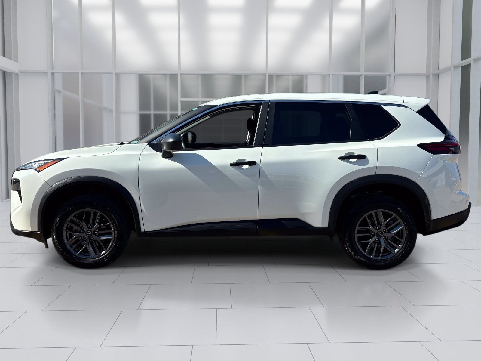 Certified 2024 Nissan Rogue S FWD image 3