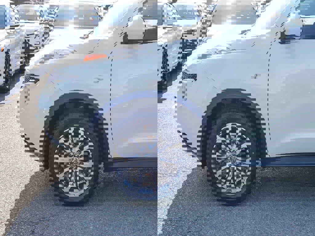 Used 2011 Nissan Juke SL image 9