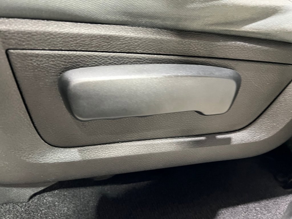 Used 2019 RAM 1500 Express image 25
