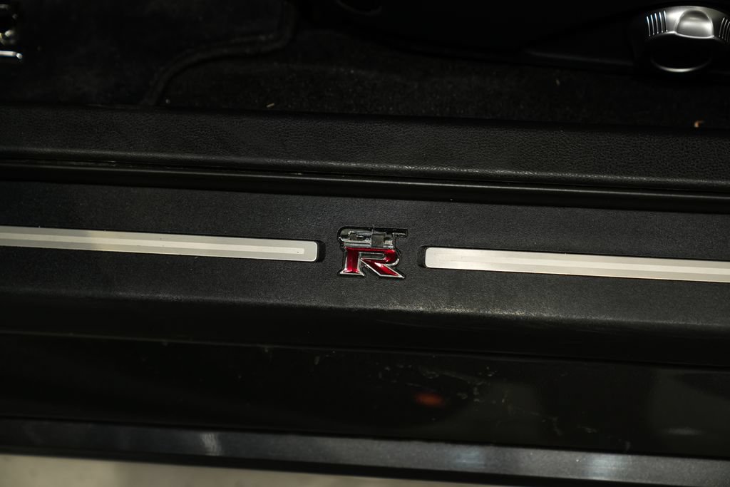 Used 2016 Nissan GT-R Premium AWD/4WD image 49