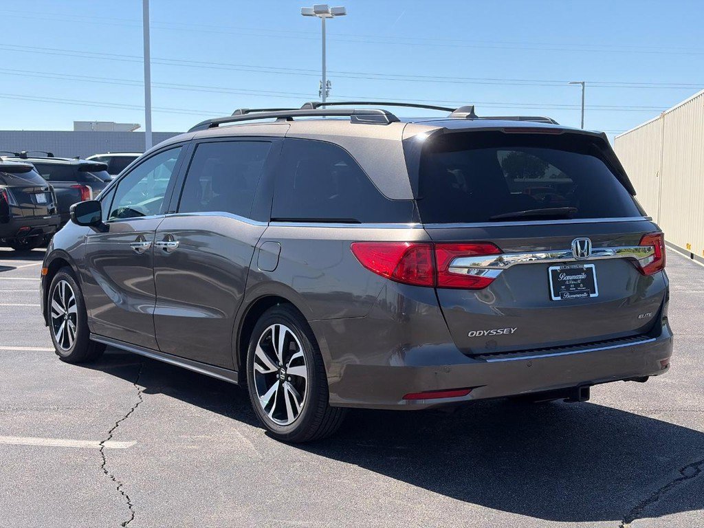 Used 2018 Honda Odyssey Elite image 8