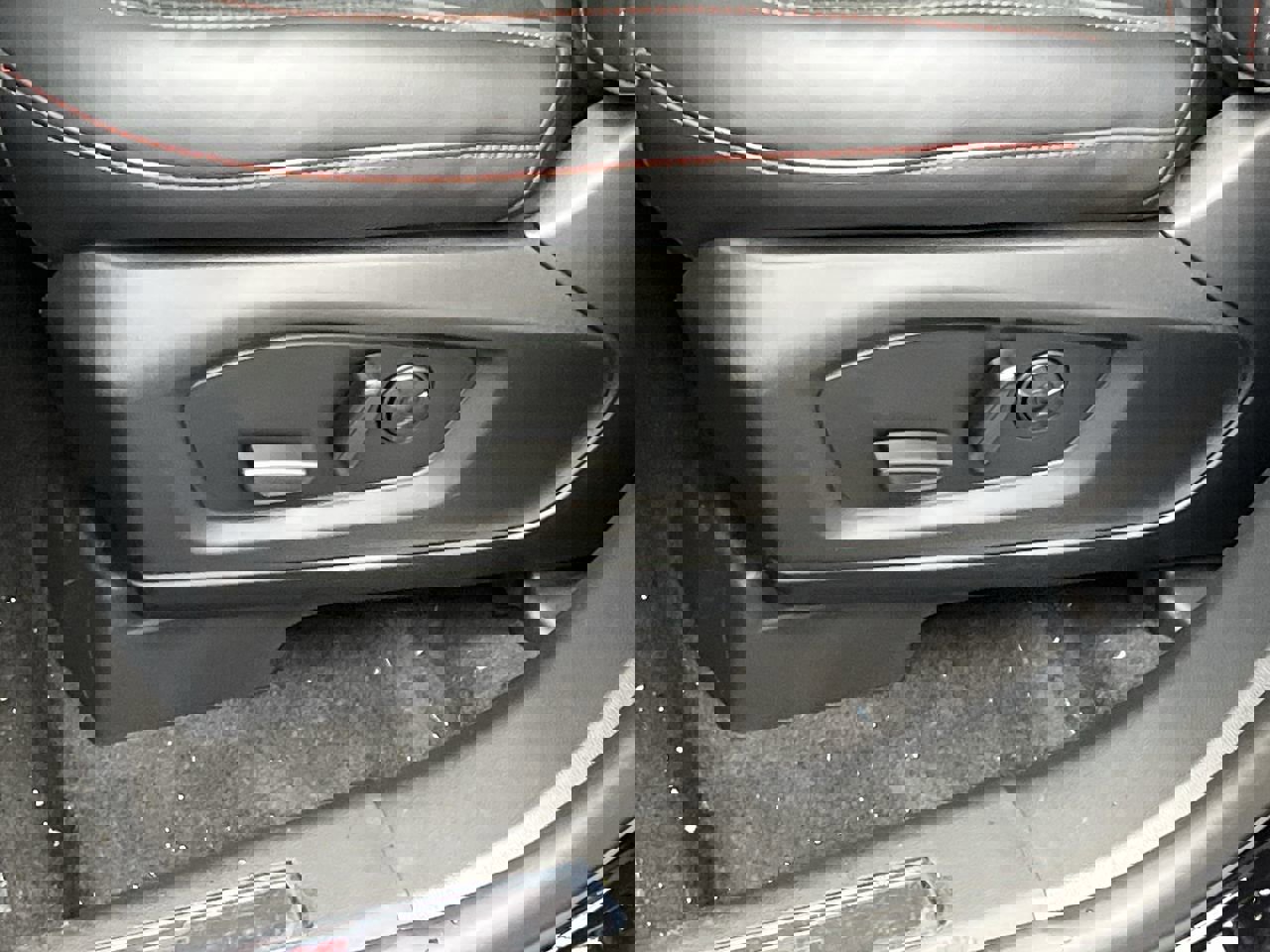 New 2026 Ford Explorer ST w/ Sun And Sound Package image 11