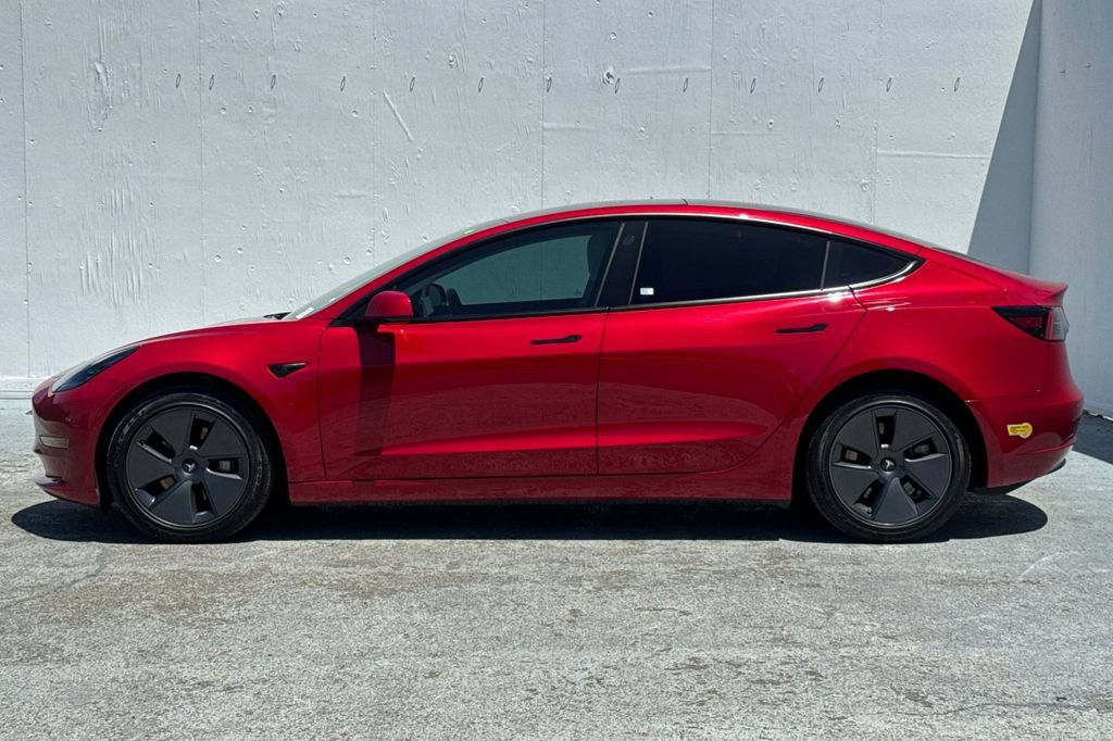 Used 2022 Tesla Model 3 Long Range AWD/4WD image 6
