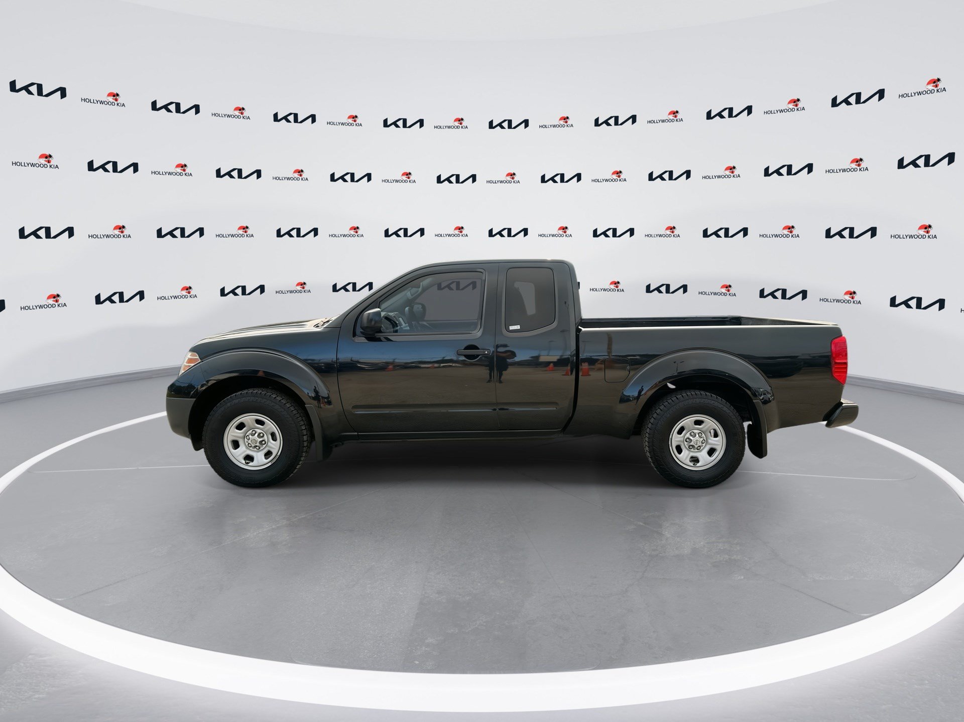 Used 2019 Nissan Frontier S RWD image 5