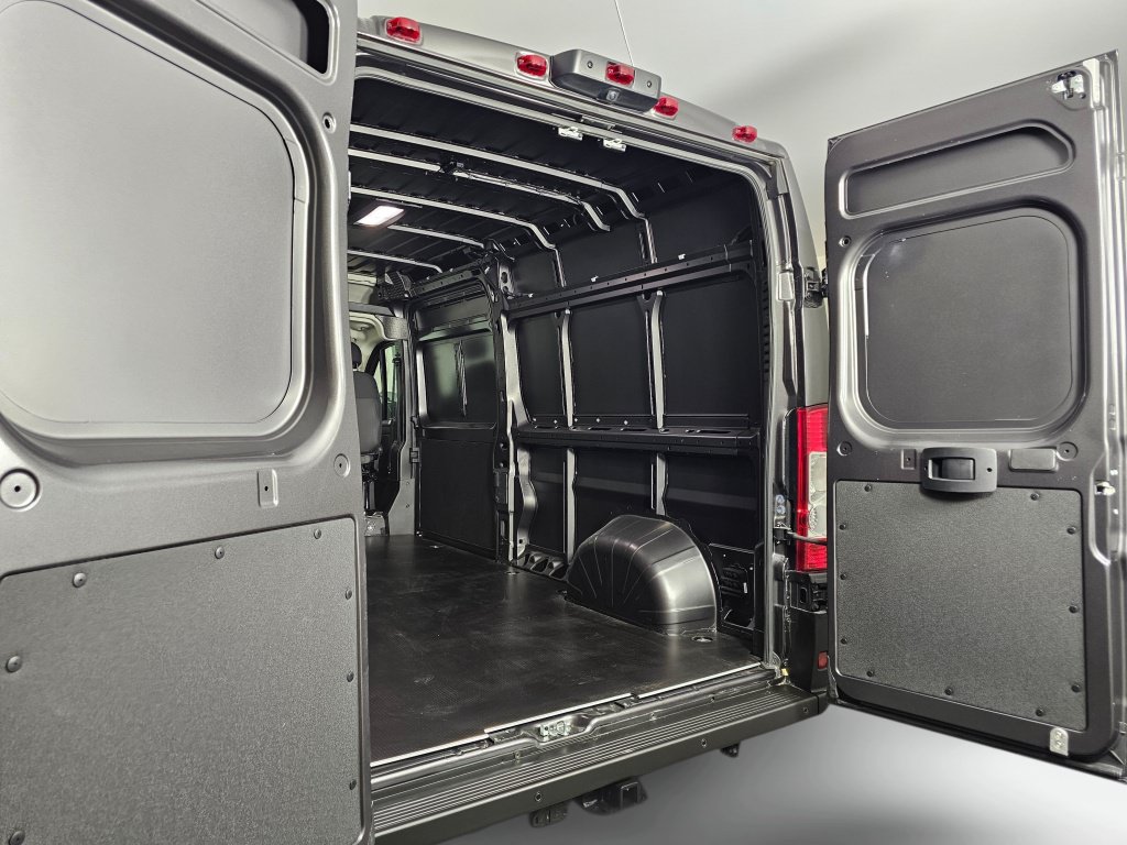 New 2026 RAM ProMaster 2500 w/ Quick Order Package 22G SLT FWD image 15