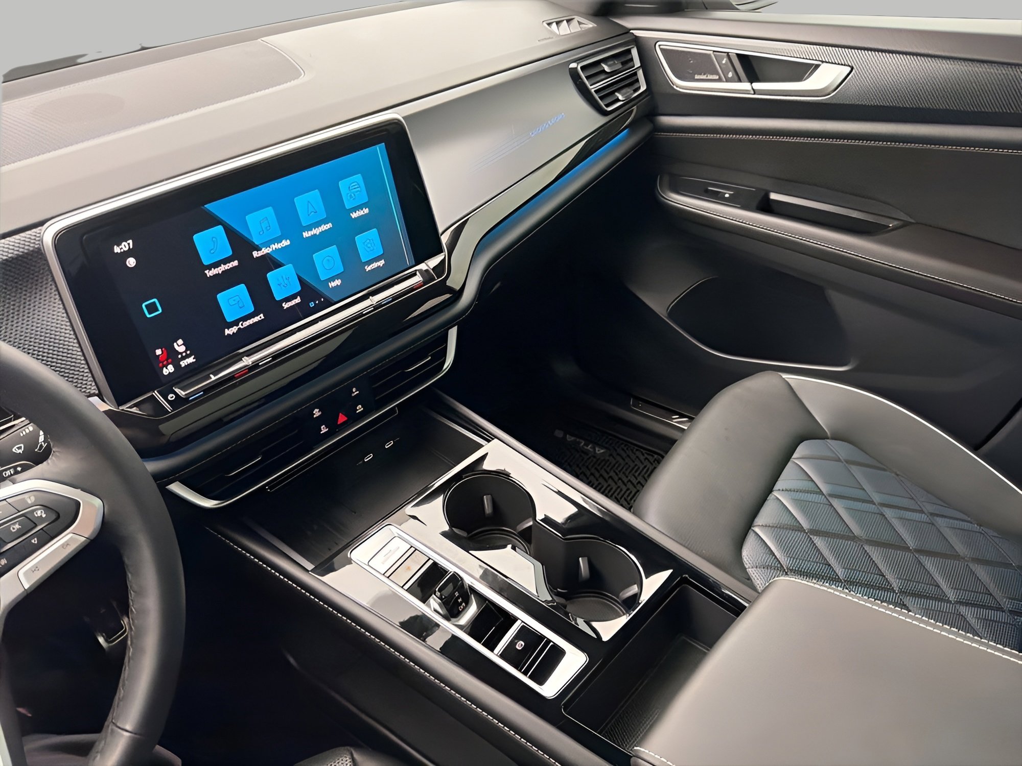 Used 2025 Volkswagen Atlas Cross Sport SEL Premium R-Line image 17