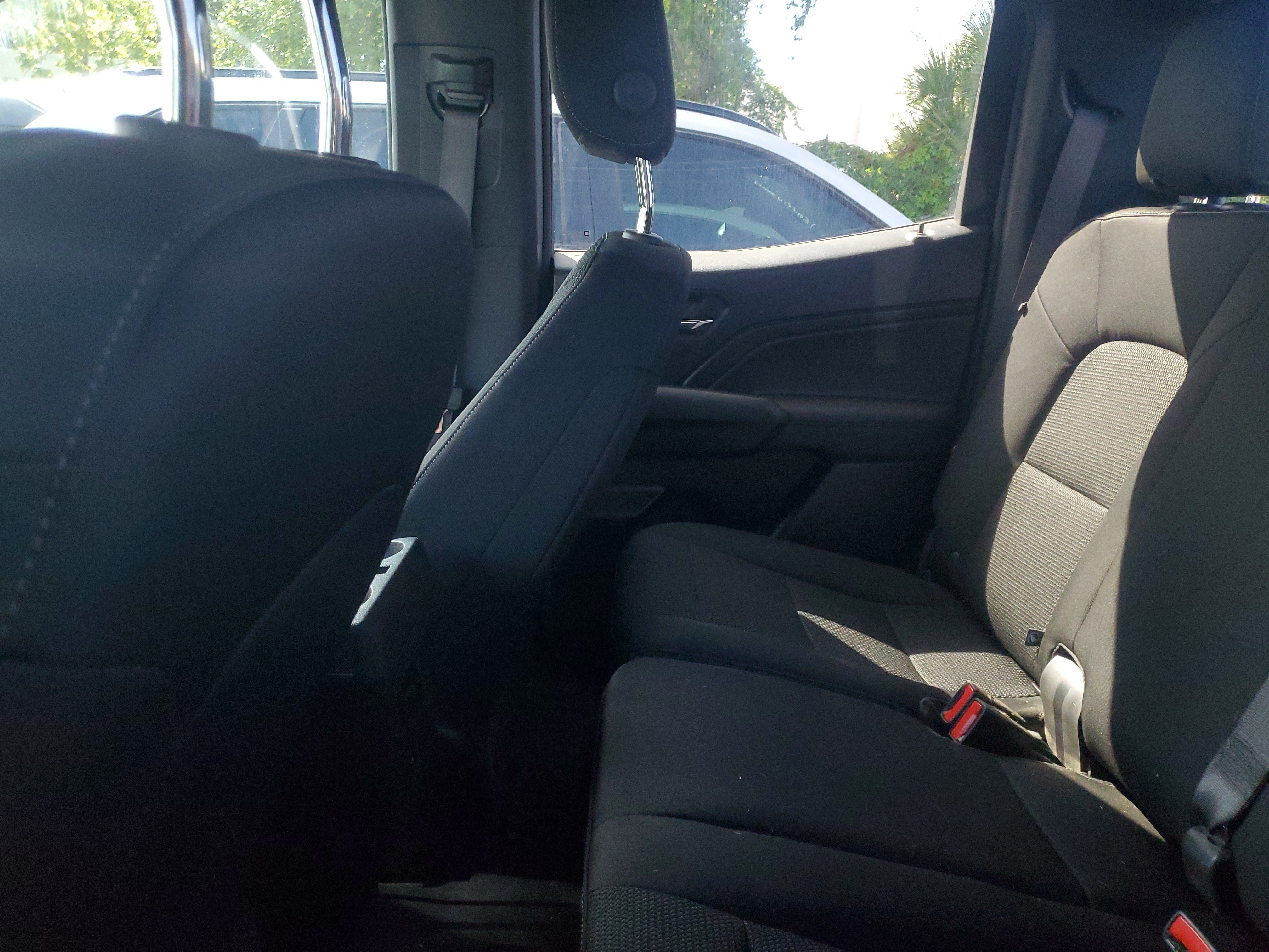 Used 2024 Chevrolet Colorado LT w/ LT Convenience Package RWD image 8