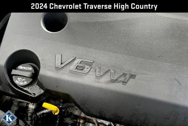 Used 2024 Chevrolet Traverse High Country image 32