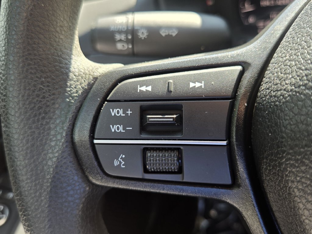 Certified 2025 Honda Accord SE image 25