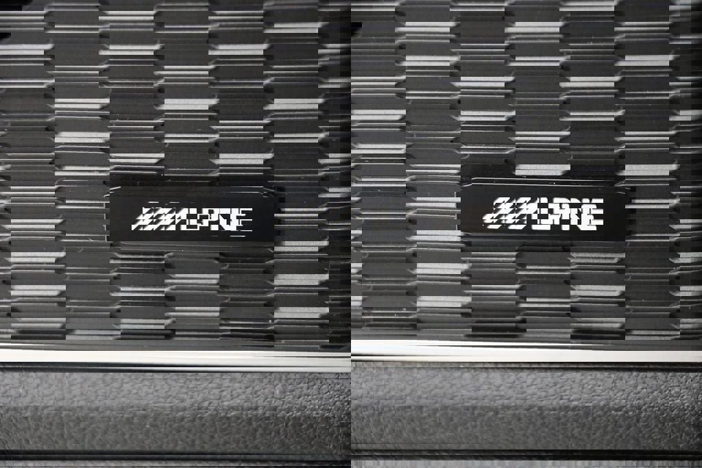 Used 2024 Jeep Grand Cherokee Limited 4xe image 29