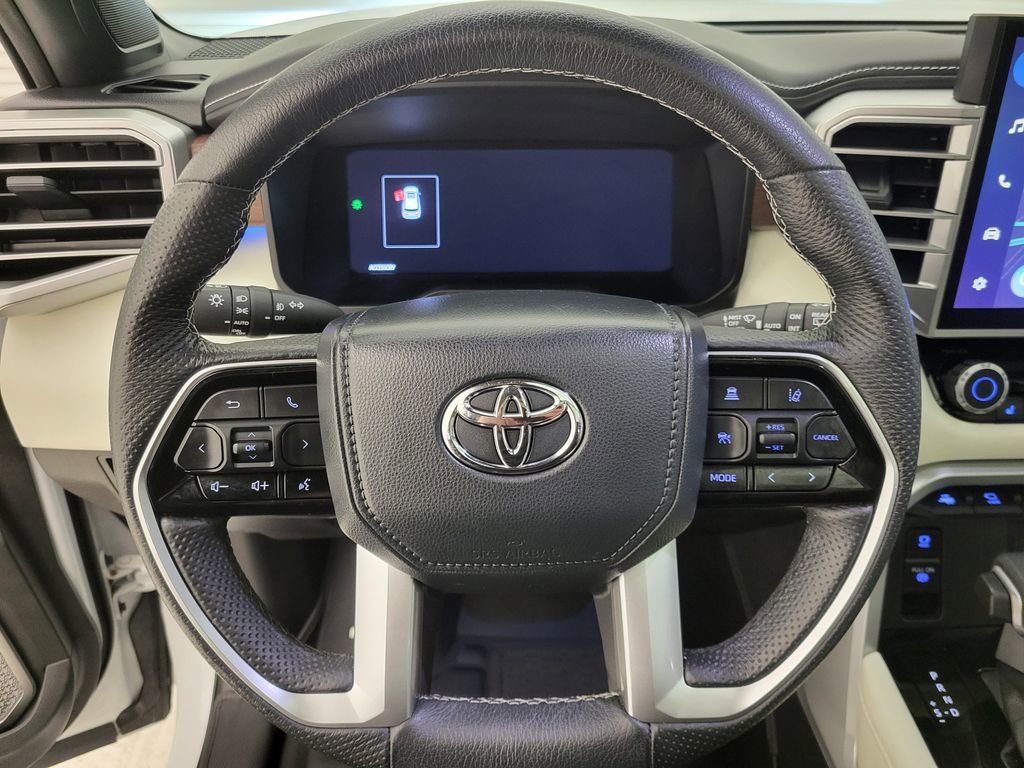 Used 2024 Toyota Sequoia Capstone image 9