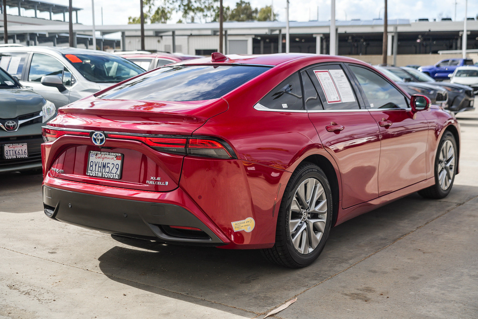 Certified 2021 Toyota Mirai w/ Advanced Technology Package RWD image 6