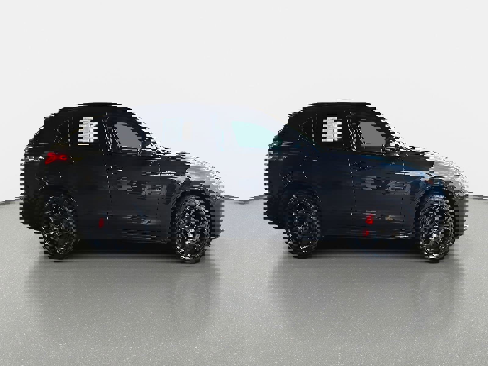 Used 2024 Alfa Romeo Stelvio Veloce image 4