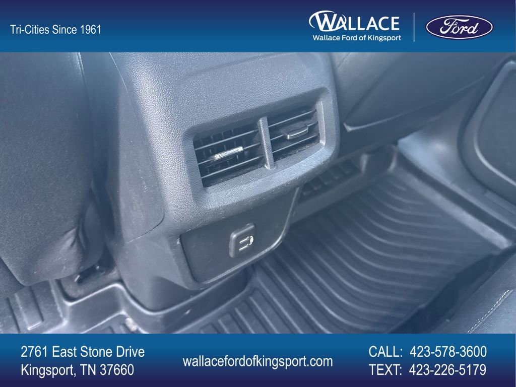 Used 2020 GMC Terrain SLE w/ Elevation Edition image 24