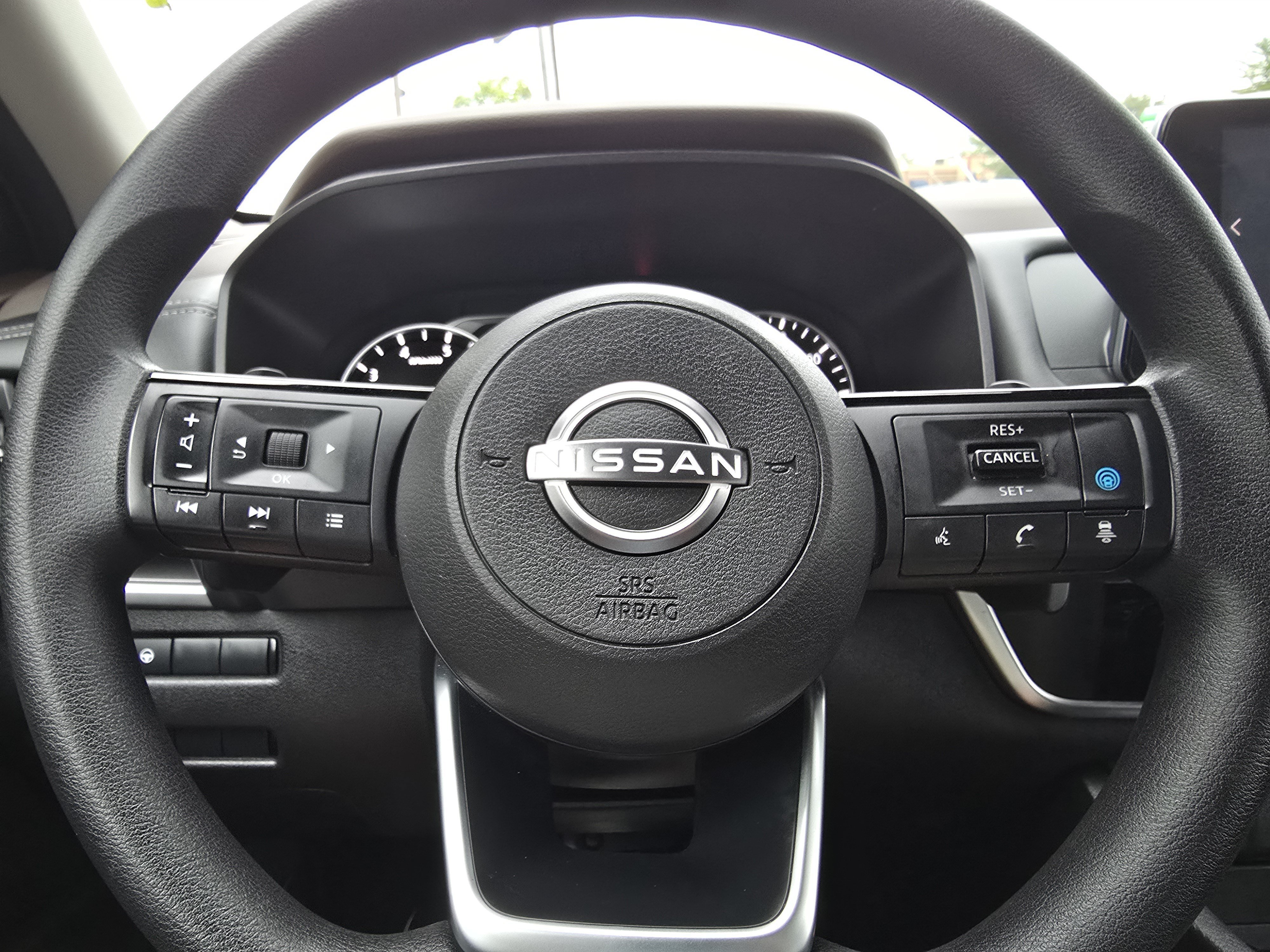 Used 2023 Nissan Rogue SV AWD/4WD image 22