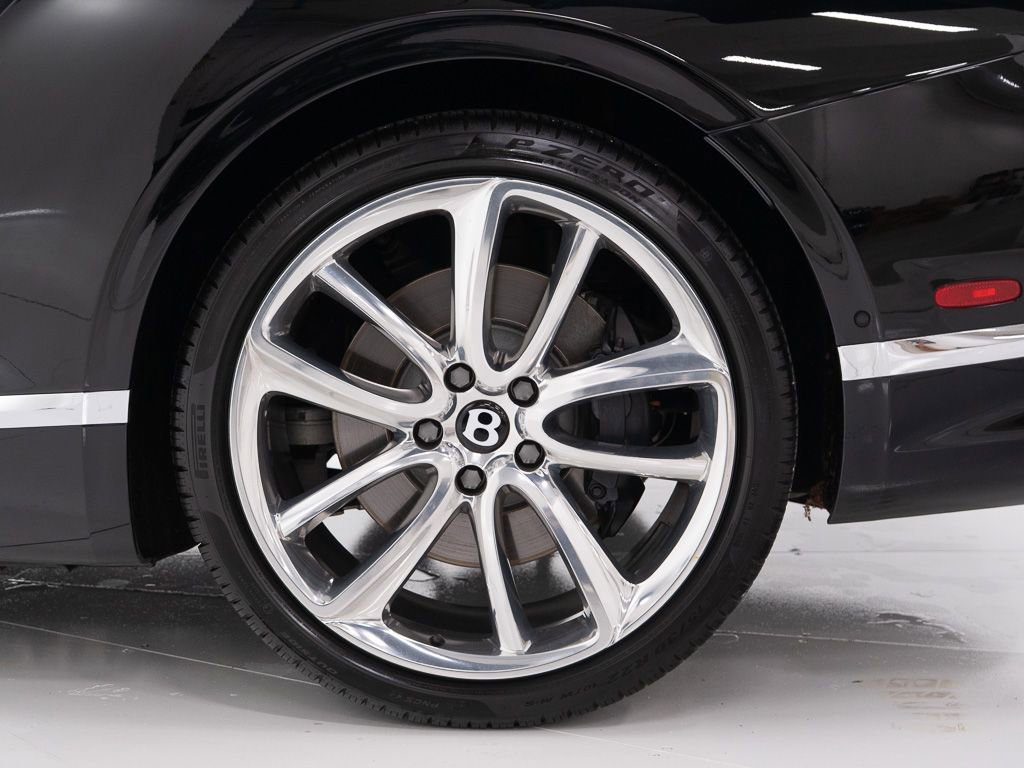 Used 2023 Bentley Continental GT Azure AWD/4WD image 39
