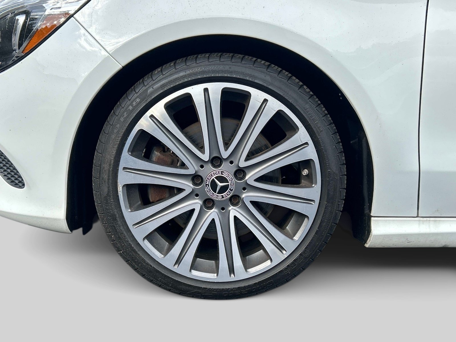 Used 2019 Mercedes-Benz CLA 250 4MATIC image 9