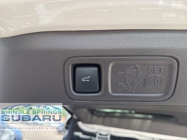 Used 2023 Lincoln Navigator Reserve image 24