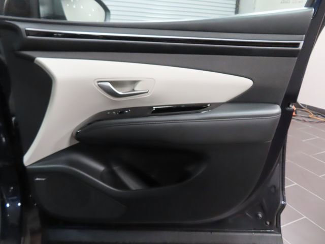 Used 2023 Hyundai Tucson Limited FWD image 13