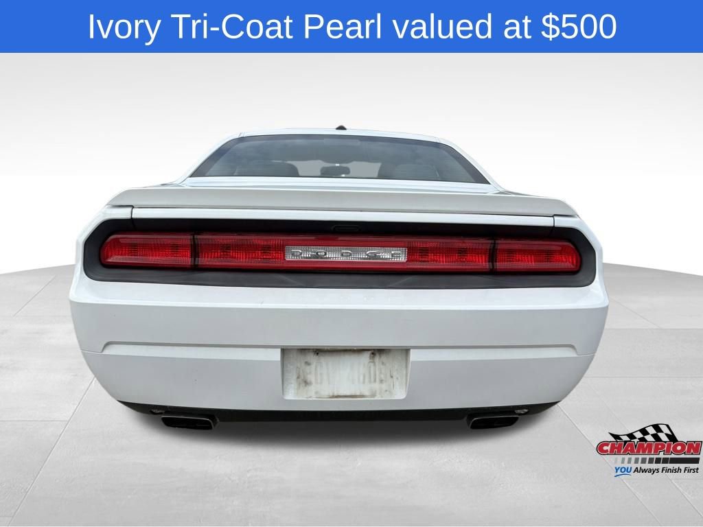 Used 2014 Dodge Challenger R/T image 5