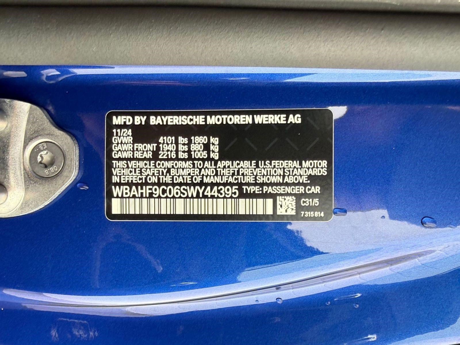 Certified 2025 BMW Z4 M40i w/ Premium Package image 19