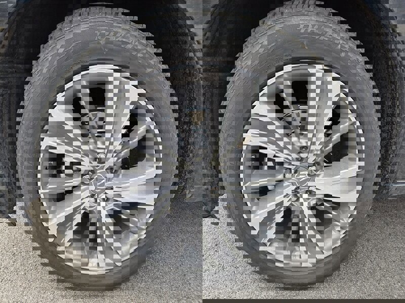 Used 2018 Acura MDX w/ Technology & Entertainment image 9