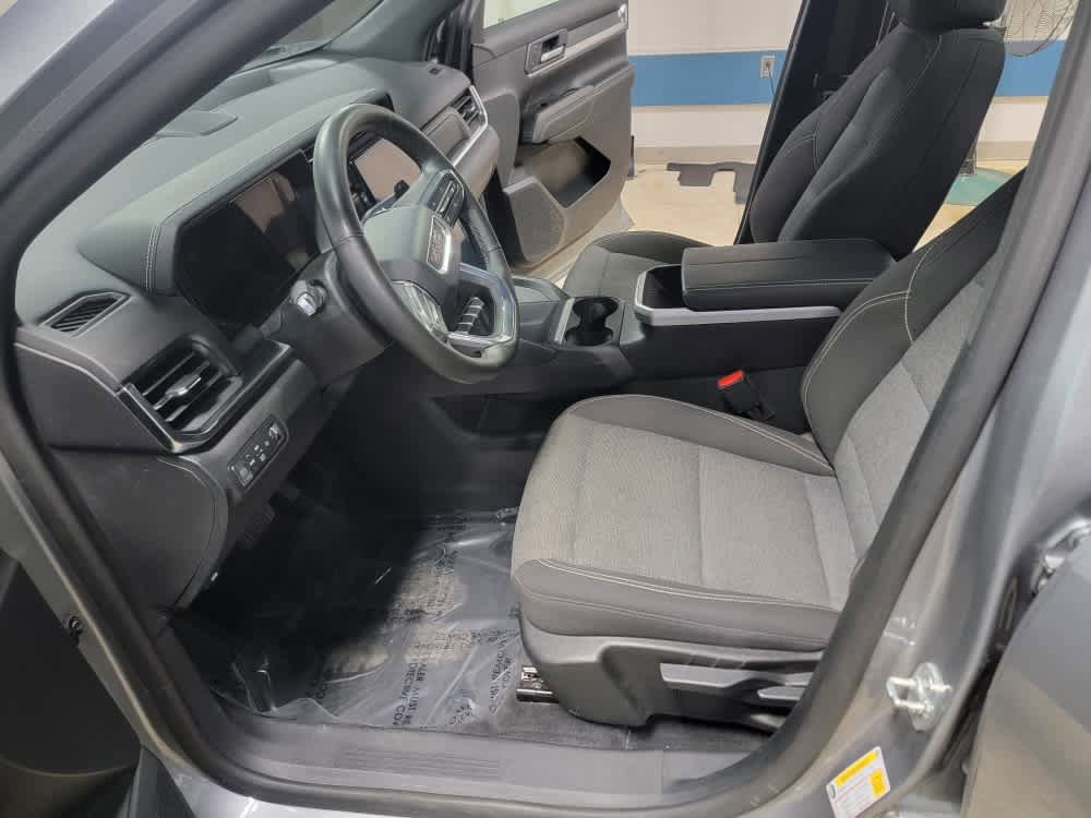Used 2025 GMC Terrain Elevation AWD/4WD image 14
