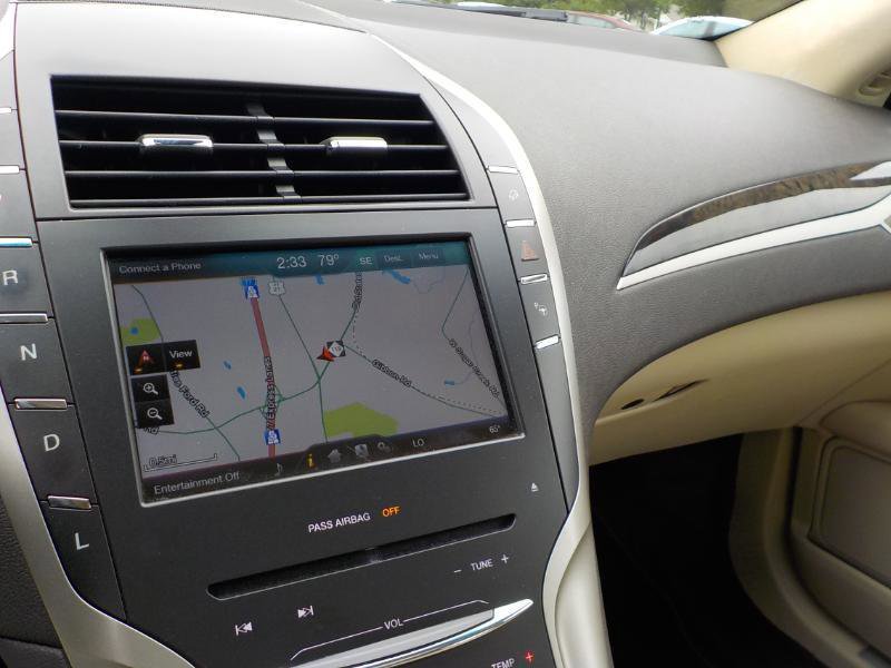 Used 2015 Lincoln MKZ Hybrid w/ Equipment Group 202A Reserve image 13