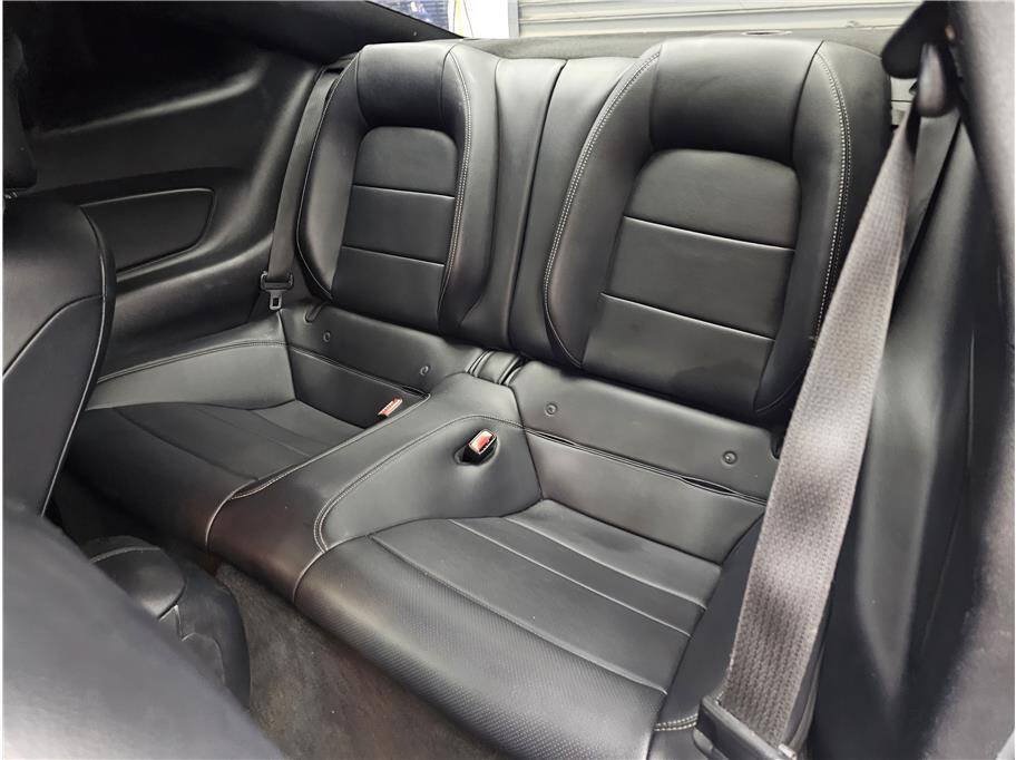 Used 2015 Ford Mustang GT Premium RWD image 11